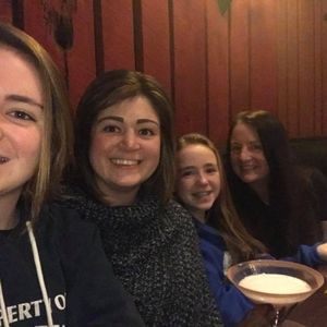 Meet your Posher, Alexis